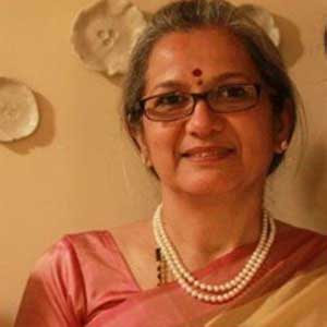 Dr Deepika